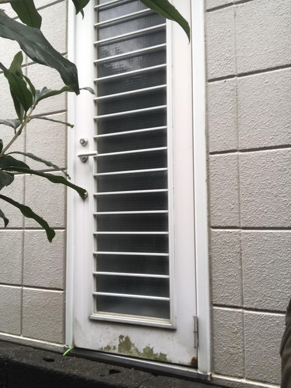 勝手口ドアのリフォーム